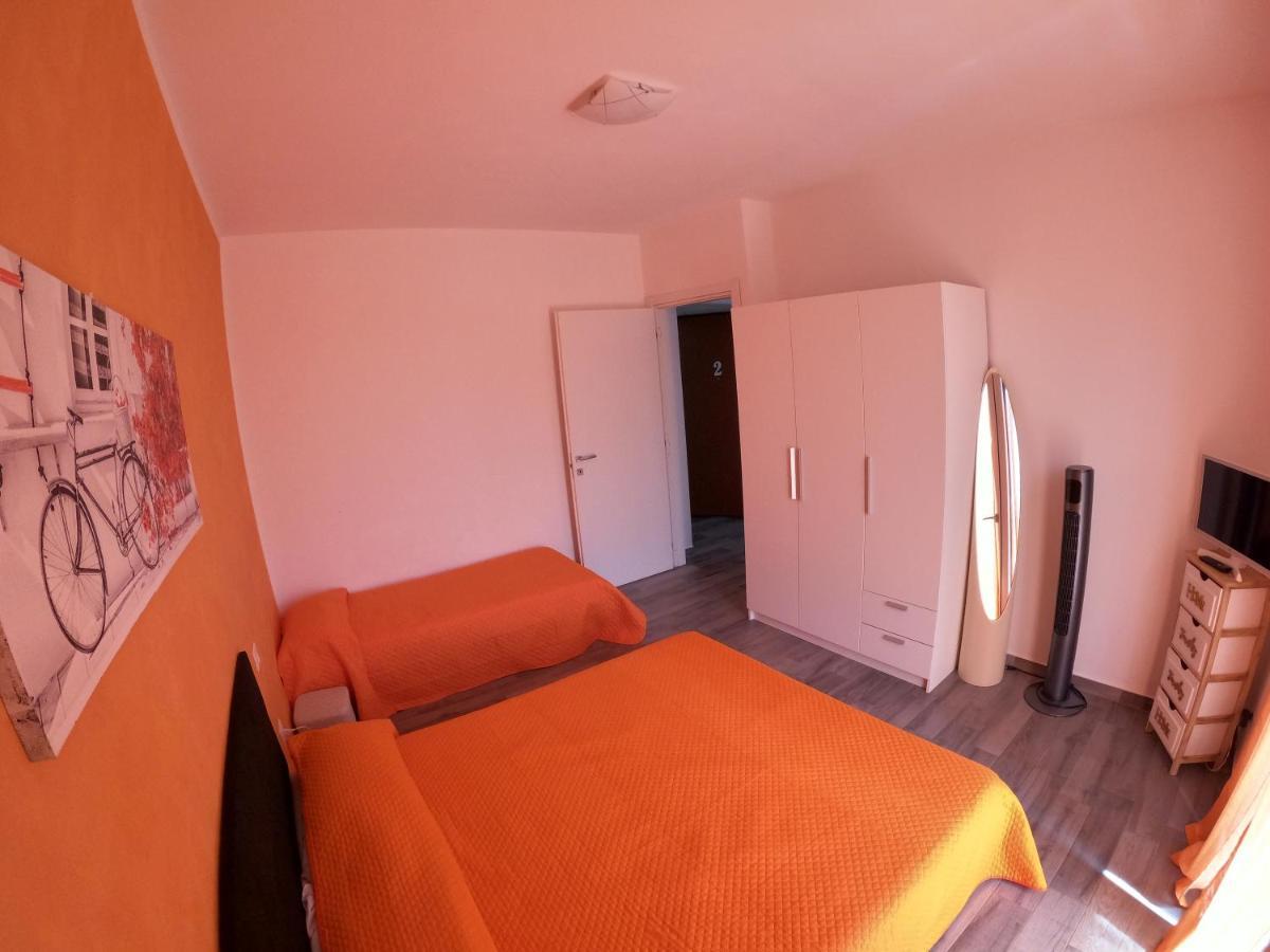Casa Charlie Apartment Arcisate Exterior foto